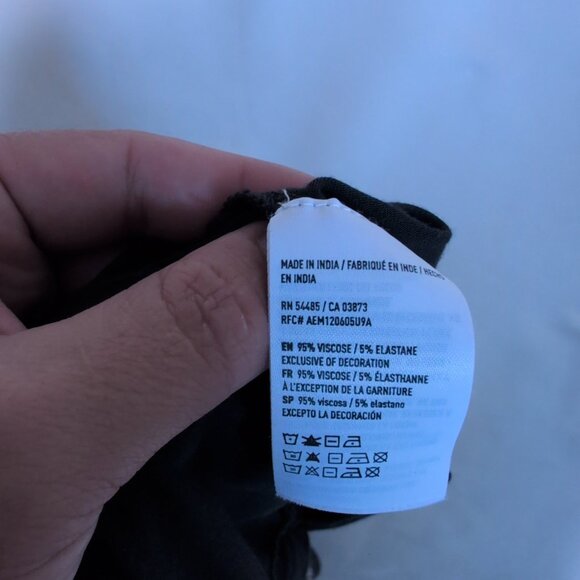 American Eagle Dark Blue Floral Graphic Flowy Swing Tank Top Women's Medium‎ - Picture 5 of 7